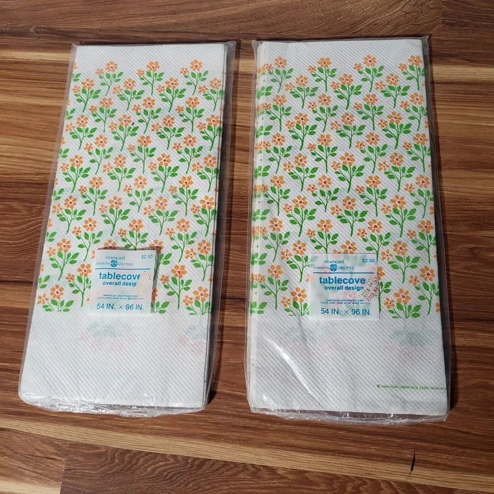 Lot‎ Of 2 VTG Daisy Table Cover Flower 70s 54x96 Americard American Greeting USA